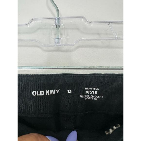 Old Navy Black Office Career Work Business Pixie Skinny Leg Pants Size 12 - Picture 2 of 10